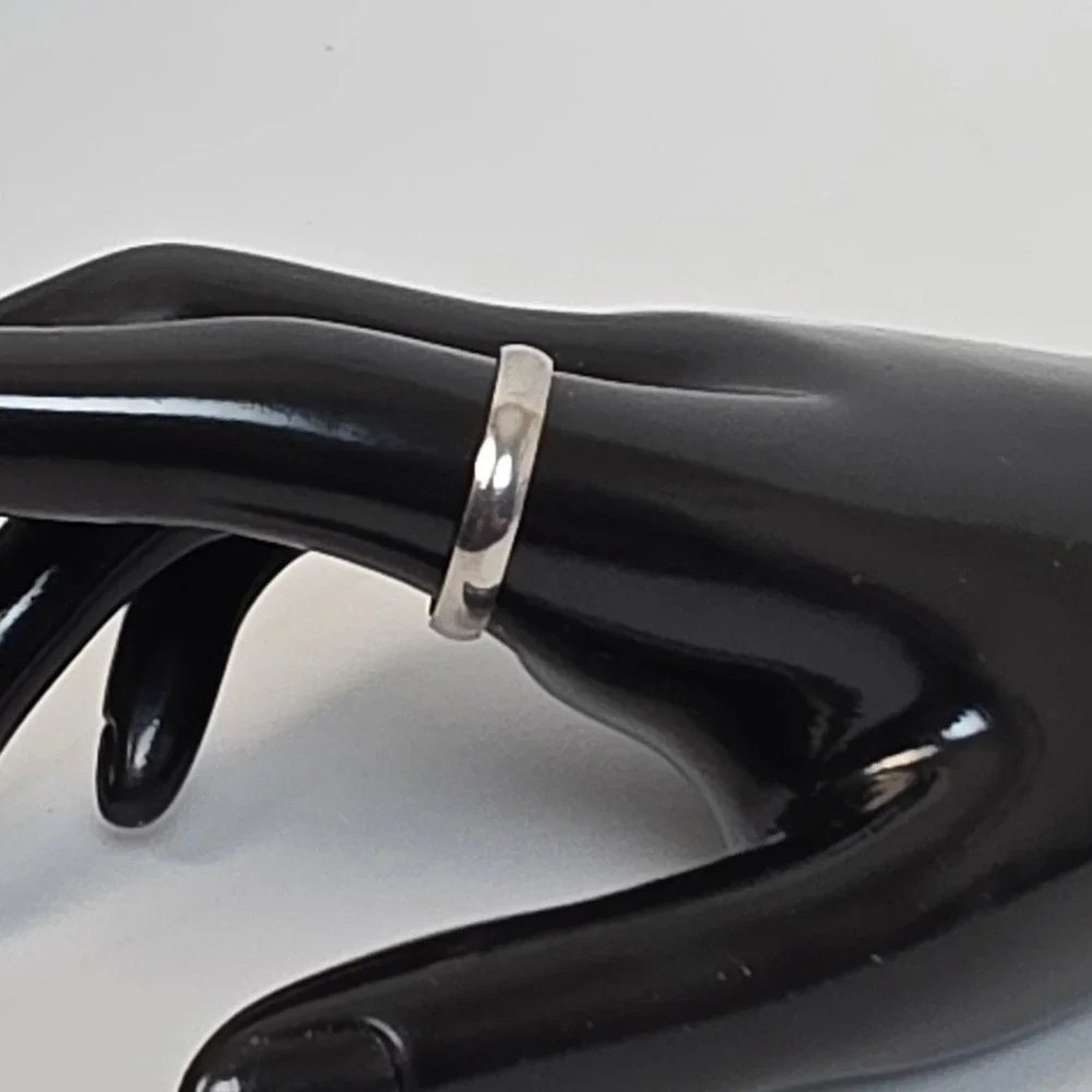 Classic Stainless Steel 4mm Dome Wedding‎ Band Ring Size 10.25 Stacking Ring